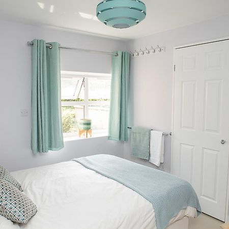 Pinehill Rooms Reading Exteriör bild