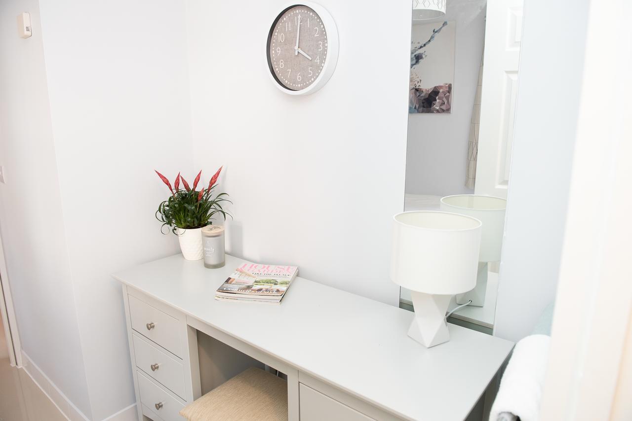 Pinehill Rooms Reading Exteriör bild
